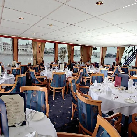 Fairtours Hotelschiff Dutch Melody Tekne