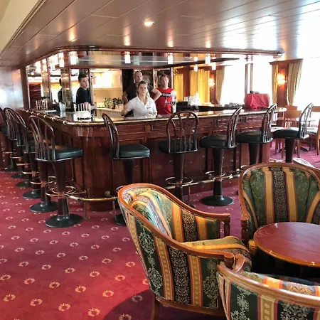 Fairtours Hotelschiff Dutch Melody Düsseldorf
